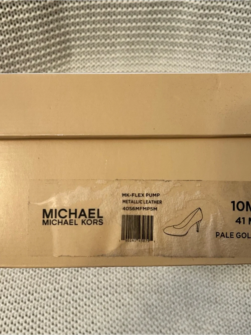 MICHAEL Michael Kors Pale Gold Leather Round-Toe Pumps